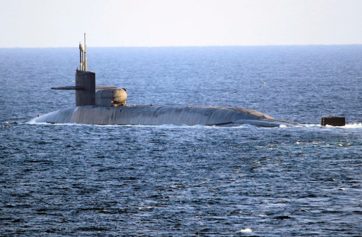 Marinha dos EUA navega submarino nuclear no Golfo Pérsico em meio a tensões no Irã