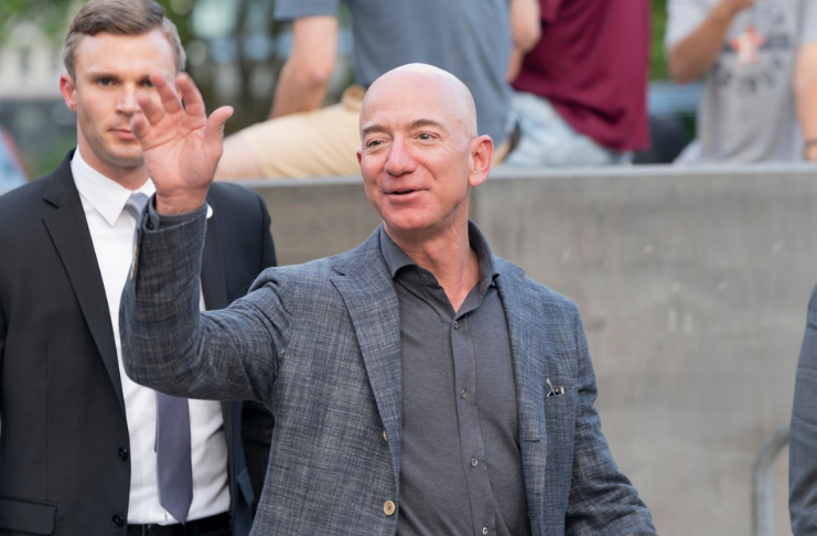 Jeff Bezos está deixando seu cargo como CEO da Amazon