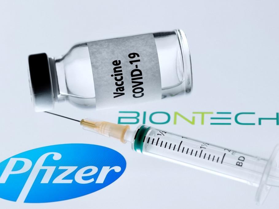 Pfizer entra com pedido de registro na Anvisa para vacina da Covid-19